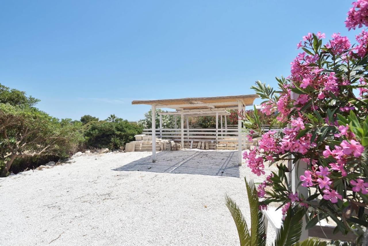Casa Con Accesso Al Mare Apartment Santa Maria Del Focallo Luaran gambar