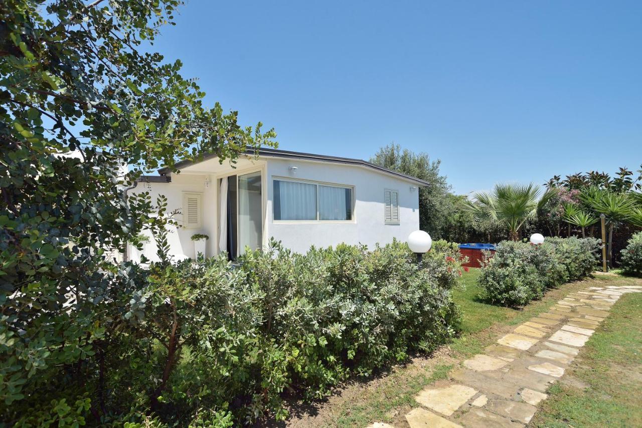 Casa Con Accesso Al Mare Apartment Santa Maria Del Focallo Luaran gambar