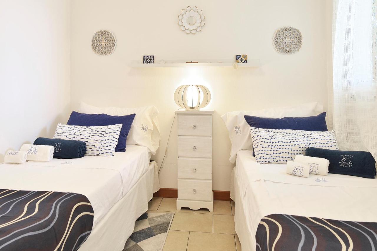Casa Con Accesso Al Mare Apartment Santa Maria Del Focallo Luaran gambar