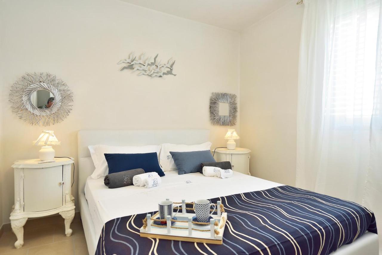 Casa Con Accesso Al Mare Apartment Santa Maria Del Focallo Luaran gambar