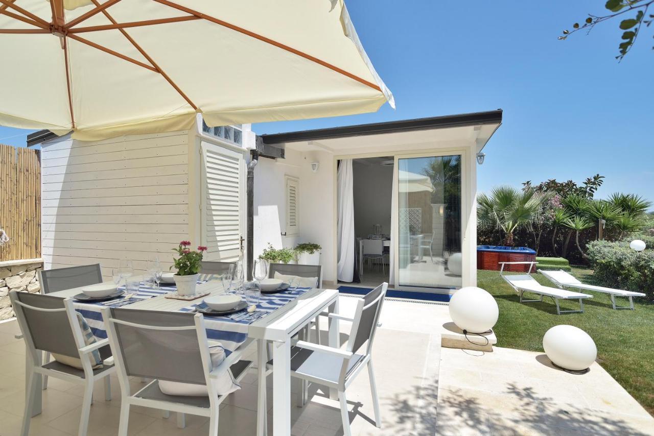 Casa Con Accesso Al Mare Apartment Santa Maria Del Focallo Luaran gambar