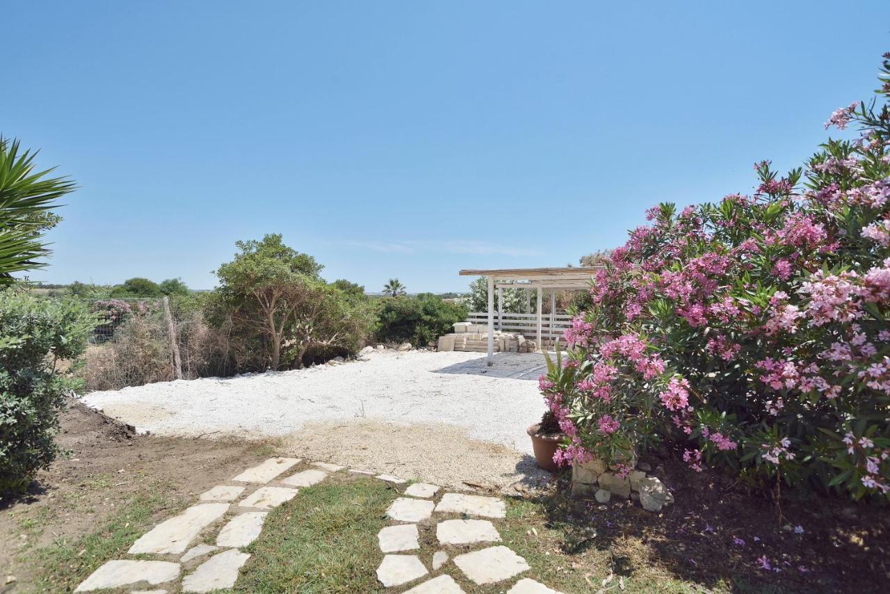 Casa Con Accesso Al Mare Apartment Santa Maria Del Focallo Luaran gambar